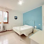M274 - Marcelli, Comodo Quadrilocale Vista Mare Con Terrazzo מרצ'לי