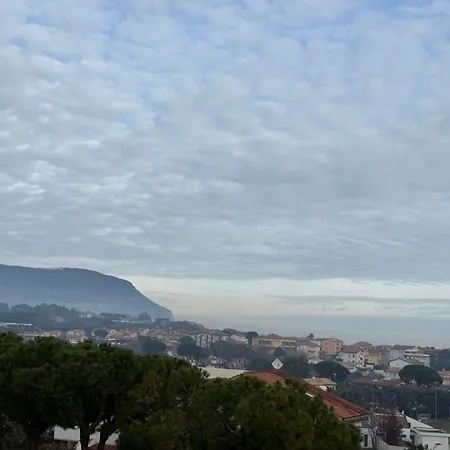 M274 - Marcelli, Comodo Quadrilocale Vista Mare Con Terrazzo *