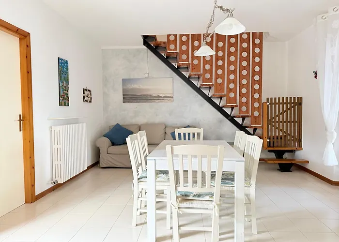 M274 - Marcelli, Comodo Quadrilocale Vista Mare Con Terrazzo