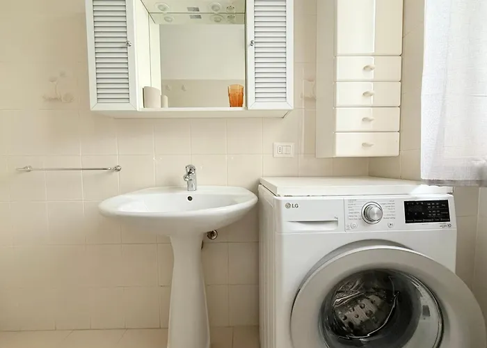 M274 - Marcelli, Comodo Quadrilocale Vista Mare Con Terrazzo