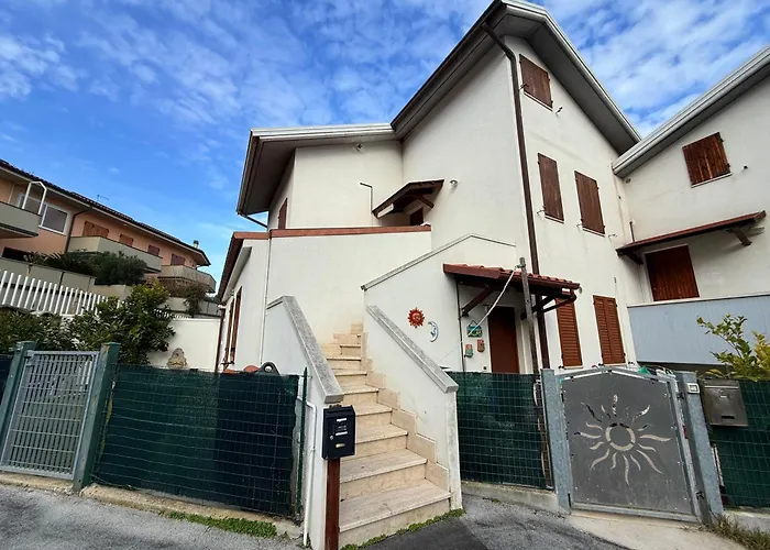 Apartamento M274 - Marcelli, Comodo Quadrilocale Vista Mare Con Terrazzo